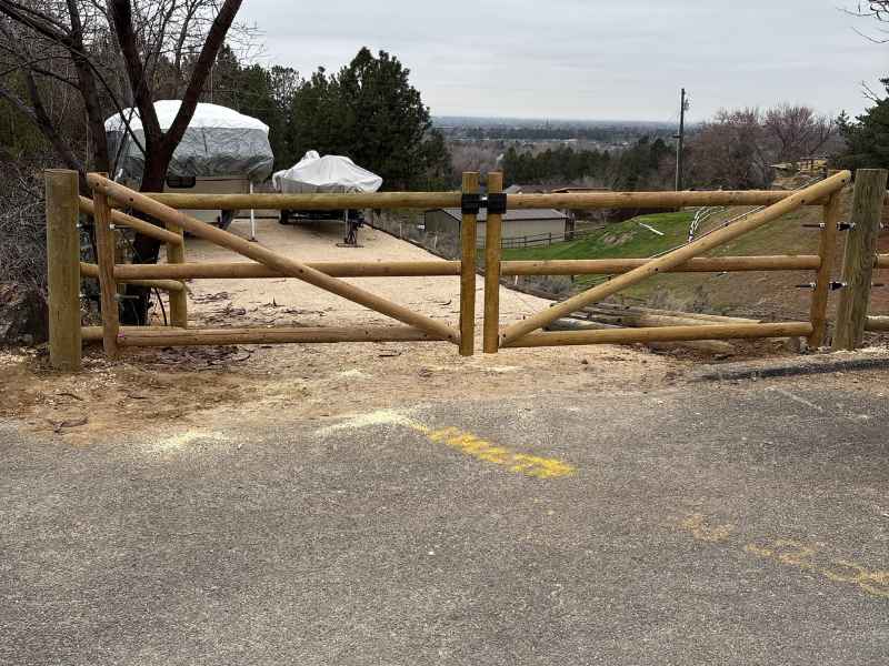 Driveway gate post installation Horseshoe Bend