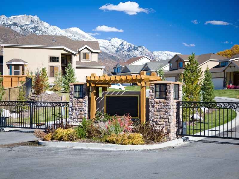 Driveway gate installation in Horseshoe Bend
