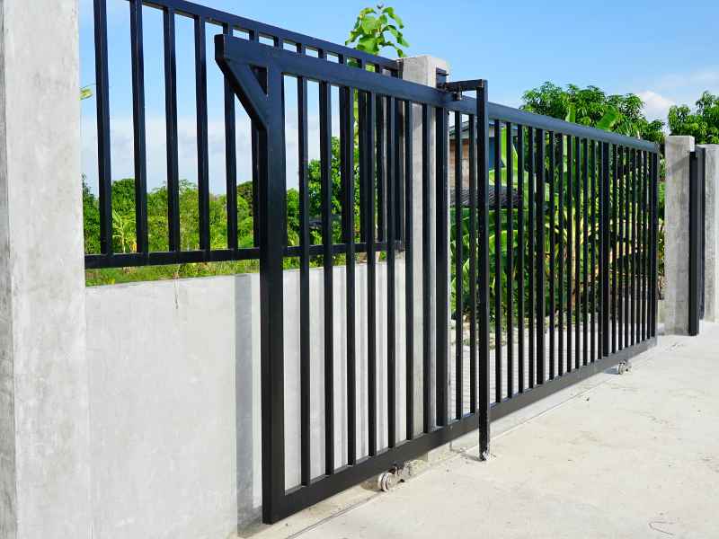 Sliding gate installation in Horseshoe Bend